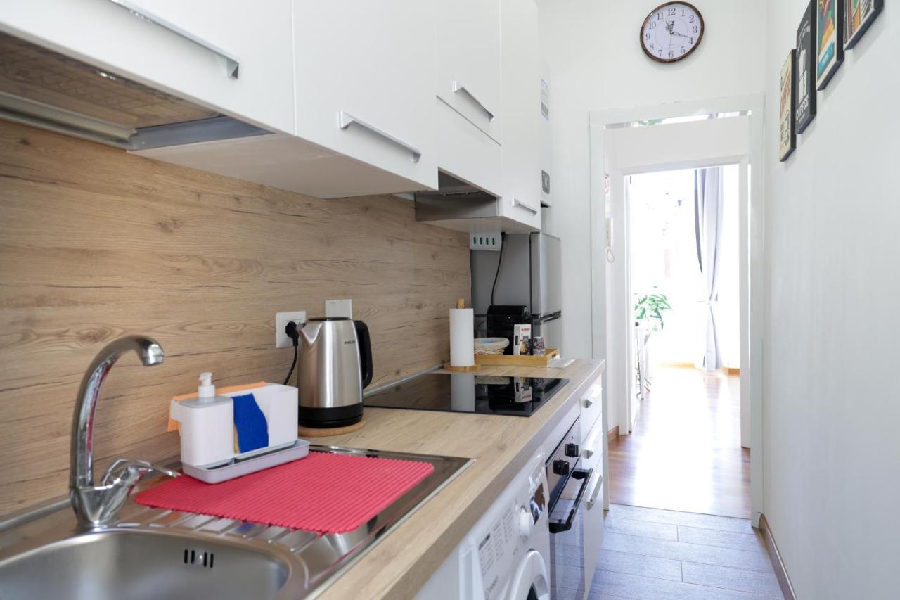 Pantheon Magic House Apartment Rome Bagian luar foto